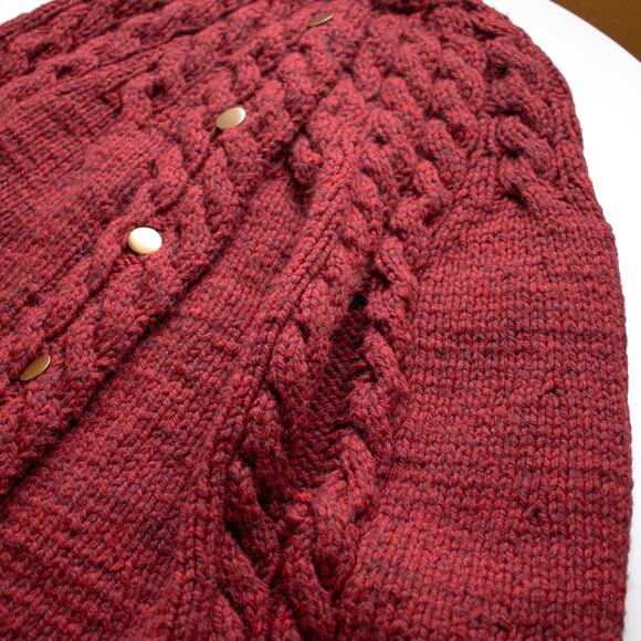 Red Cable knit Woodland Cape Sweater Vest One Size - Picture 3 of 6